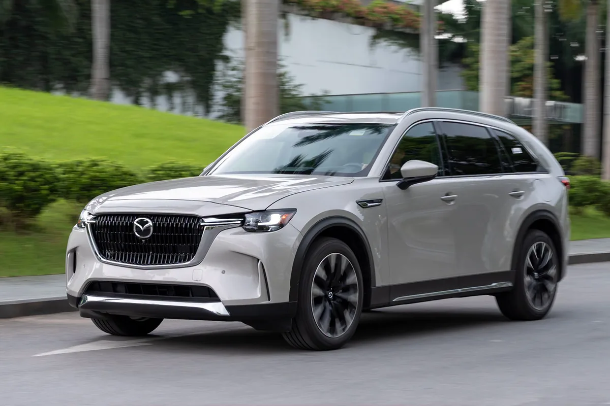 Mazda CX-90